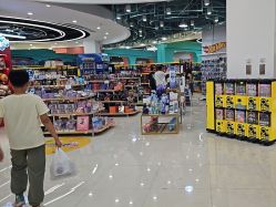 -卡通派潮品玩具折扣仓(青岛新城吾悦广场店)