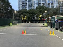 -快网网球俱乐部(徐汇爱建园店)