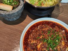 -有红鸡毛店·川菜(建设路店)