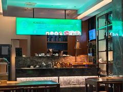 -新盈光·云会所(百丈东路店)