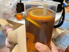 柠檬大红袍摇摇冻-CoCo都可(曹路宝龙广场店)