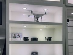 -DJI大疆专营店(1933购物中心店)