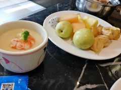 -小天鹅戴斯酒店鲸鲨百汇创作料理