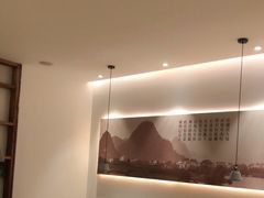 -蜜桃餐厅·伴山(湖滨商业街店)