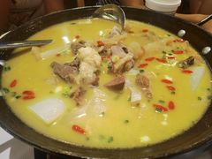 -霄汉牛三鲜湖北砂锅菜(万松园2店)