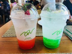 -Chom Cafe and Restaurant