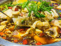 -乡土特色.冷锅鱼.牦牛肉汤锅