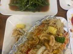 -两兄弟Song Pee Nong(2号店)