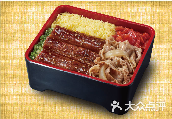 牛肉鳗鱼双拼饭