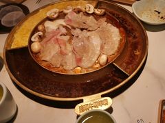 -猪啊牛呀羊啊铜盘烤肉(正大广场店)
