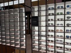 -LensCrafters亮视点(东方新天地店)