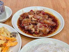 微辣辛辣猪蹄-贤花饭店(城阳店)