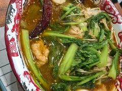 -泉哥小平房串店