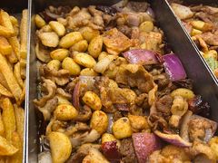 -老东镇啤酒屋海鲜加工·蒸汽海鲜·海鲜烧烤(台东店)