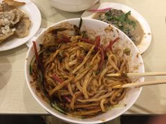 -黑八私房老北京炸酱面