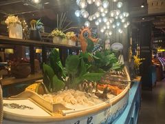 -领鲜活海鲜榴莲自助火锅(东门店)