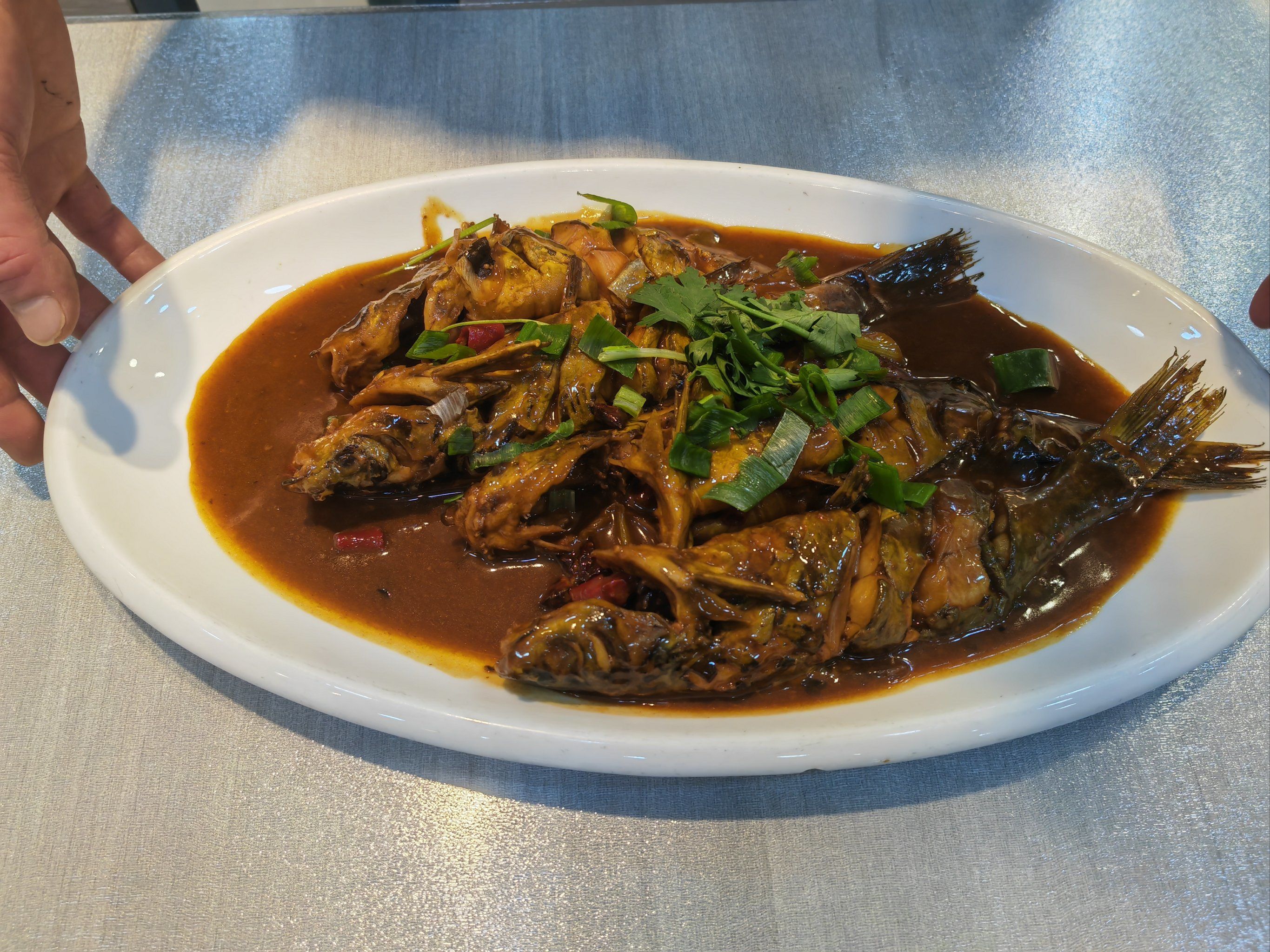 强烈推荐牙克石阳光三期小码头手擀面家常菜馆的酱嘎牙子巨好吃,宝藏