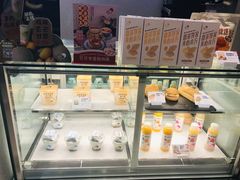-喜茶(北京华贸购物中心店)