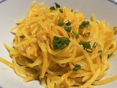 蟹黄咸蛋土豆丝-荆九爷爆炒桥头三嫩(浙大店)