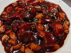 红烧长江鮰鱼-老人和饭店(淮海中路店)