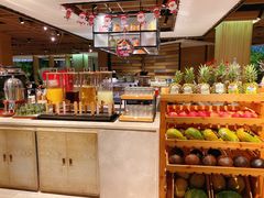 自助取餐区-金海湾自助餐厅(金陵饭店)