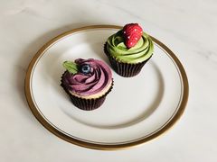 蓝莓味杯子蛋糕-卷时·瑞士卷·生日蛋糕(大望路店)
