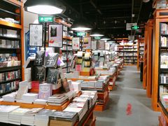 -SISYPHE BOOKS西西弗书店(龙湖滨江天街店)