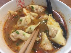 -谭师爷龙抄手(白下路店)