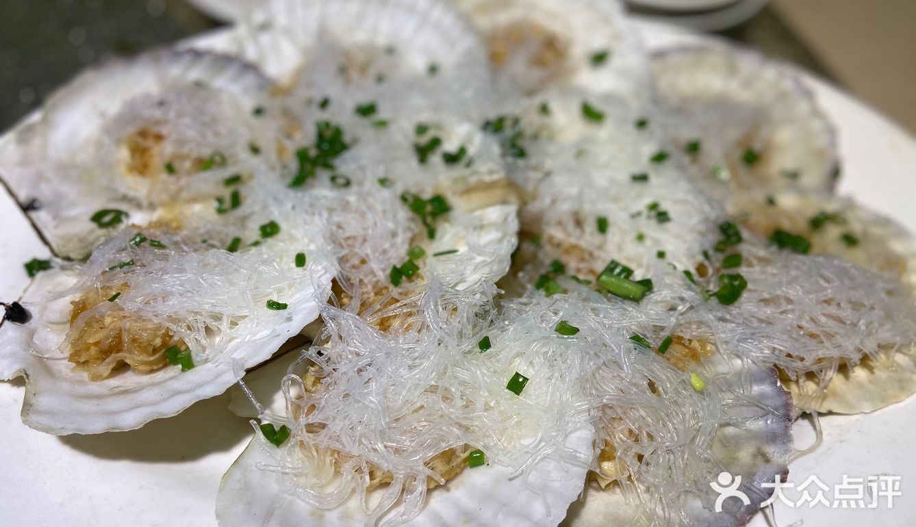 光吃帝王蟹我就能吃饱！