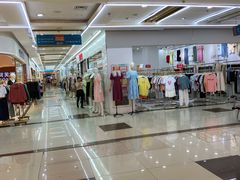 -汉口北国际商品交易中心品牌服装城