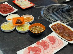 -老熟人烤肉城(马家堡店)