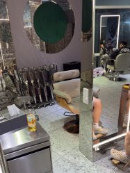 -PE SALON 