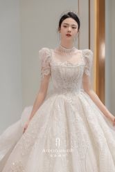 -艾朵婚纱