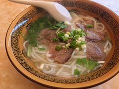 -肇兴特色牛肉粉