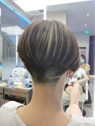 -PE SALON