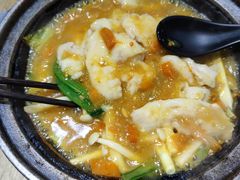 -极有家小鱼小鸡石锅煲(佳兆业店)