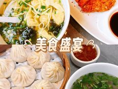 -莱莱小笼·乔艾