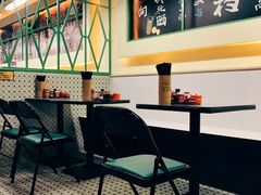-莅香岛港式餐厅(滨江道店)