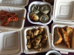 -小杨生煎(金山百联购物中心3楼店)