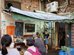 -梁阿婆廿年老牌扣肉糯米饭