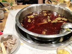 -肖肖酸萝卜鱼火锅(总店)