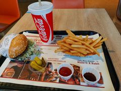 -The Habit Burger Grill 哈比特汉堡(复兴soho店)