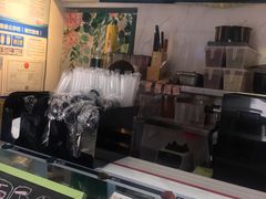 -津椰本·海南正宗椰奶清补凉(店一店)