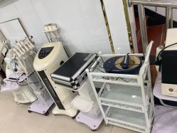 -苗医生专业祛痘·皮肤管理