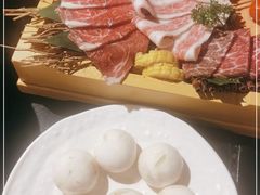 -嘿嘟嘟·肋条烧肉放题(爱融荟城店)