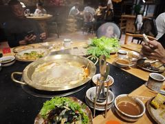 -顶顶汤火牛排火锅·经典铜锅涮肉