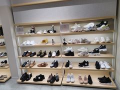 -hotwind热风(民盈山国贸店)