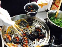 -黑色经典臭豆腐·湖南特产(太平街口店)