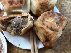 -宝瑞门钉肉饼店