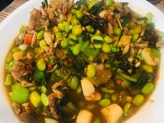 毛豆炒田鸡腿-邵老爹老杭州白斩鸡·家常菜(建国北路店)